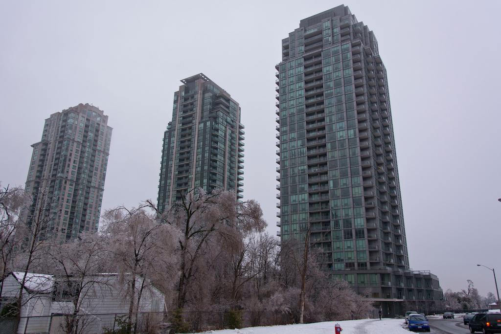 Maplewood Furnished Suites Mississauga Exterior foto
